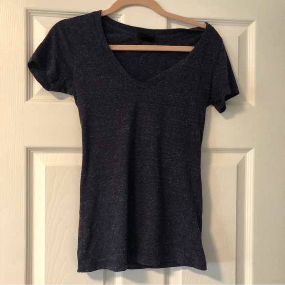 Wet Seal V-Neck Top - Picture 2 of 2